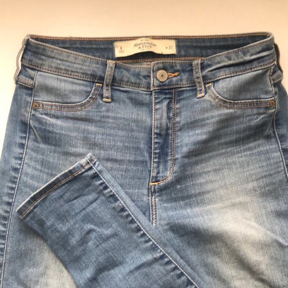 Abercrombie & Fitch Skinny Jeans - Picture 1 of 6